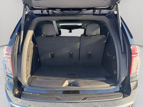Used 2022 Chevrolet Tahoe High Country image 22