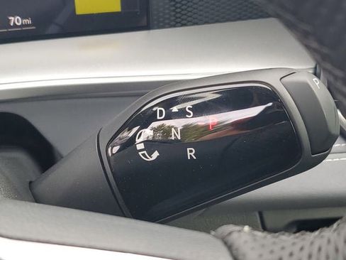 New 2026 Volkswagen Tiguan SE R-Line FWD image 29