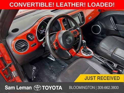 Used 2018 Volkswagen Beetle 2.0T S w/ Style & Comfort Package image 9