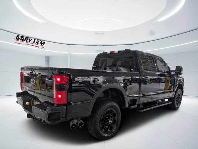 Used 2025 Ford F250 Lariat w/ Black Appearance Package AWD/4WD image 3