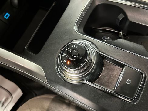 Used 2020 Ford Fusion S image 19