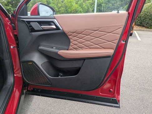 New 2025 Mitsubishi Outlander SEL image 33