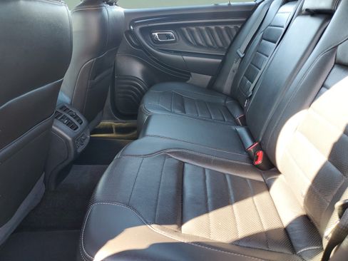 Used 2015 Ford Taurus SHO w/ Equipment Group 401A AWD/4WD image 8