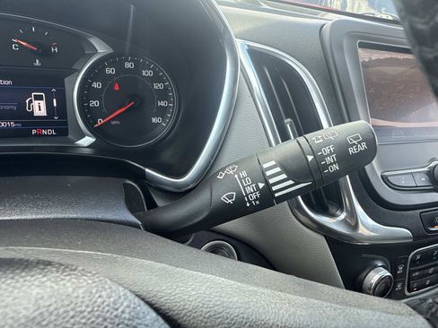 Used 2022 Chevrolet Equinox LT AWD/4WD image 33