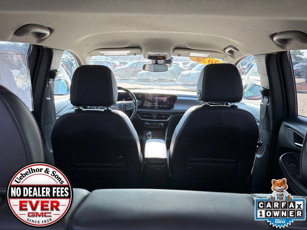 Used 2024 Buick Encore GX Sport Touring AWD/4WD image 10