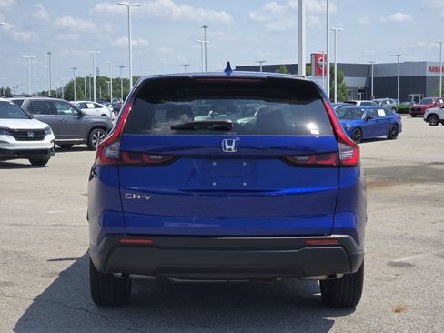 Used 2024 Honda CR-V EX image 16