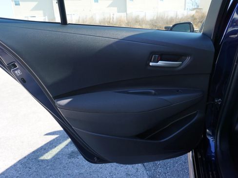 Used 2021 Toyota Corolla LE image 22