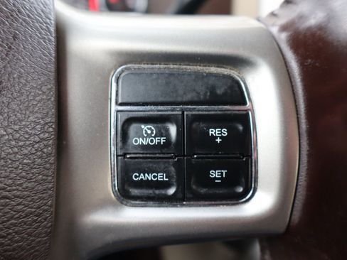 Used 2015 RAM 2500 Laramie w/ Cold Weather Group image 30