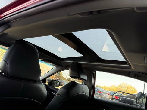 Used 2018 Toyota Camry XSE image 22