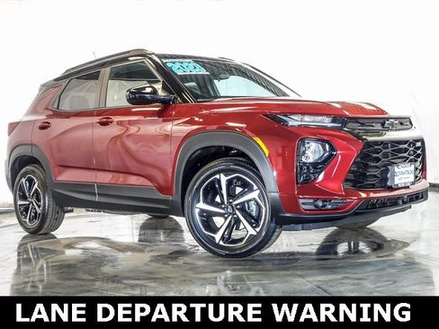 Certified 2023 Chevrolet TrailBlazer RS image 2
