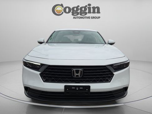 Used 2024 Honda Accord LX image 8