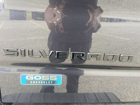 Certified 2023 Chevrolet Silverado 1500 RST w/ Z71 Off-Road Package AWD/4WD image 31