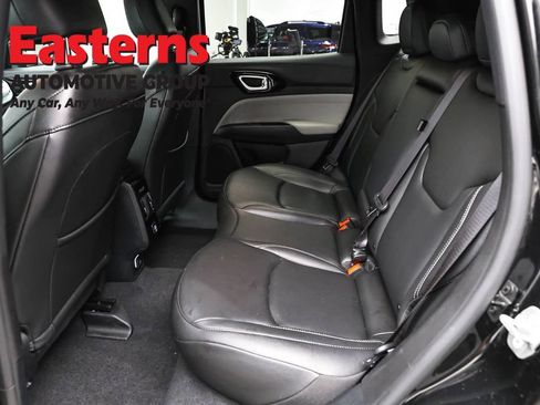 Used 2025 Jeep Compass Limited AWD/4WD image 19