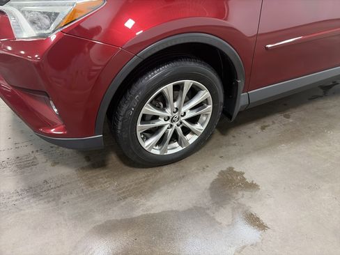 Used 2018 Toyota RAV4 Limited w/ Protection Package AWD/4WD image 9