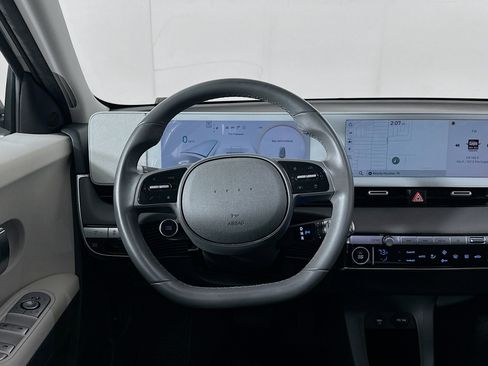 Used 2024 Hyundai Ioniq 5 SE RWD image 18
