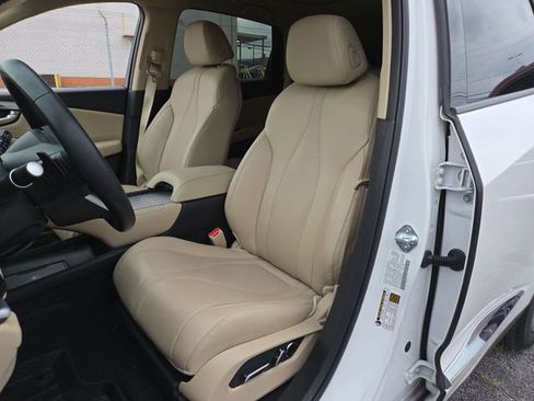 Certified 2023 Acura RDX FWD w/ Technology Package image 11