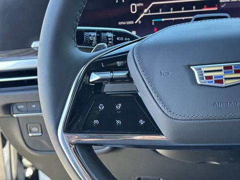 New 2025 Cadillac Escalade Sport Platinum w/ LPO, Floor Liner Package image 33