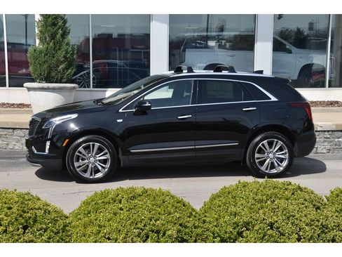 New 2025 Cadillac XT5 Premium Luxury w/ LPO, Floor Liner Package AWD/4WD image 7