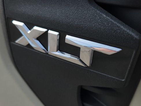 Used 2026 Ford Ranger XLT w/ Equipment Group 301A High image 21