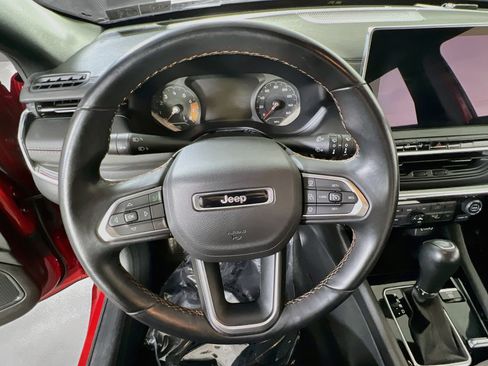Used 2022 Jeep Compass Limited AWD/4WD image 11
