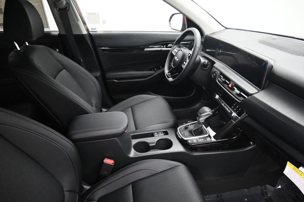 New 2026 Kia Seltos SX w/ SX Sunroof Package AWD/4WD image 33