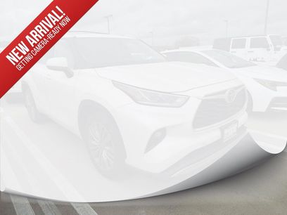 Used 2021 Toyota Highlander Platinum