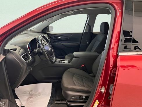 Used 2020 Chevrolet Equinox LT w/ Driver Convenience Package FWD image 16