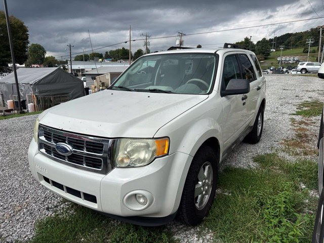 Used 2010 Ford Escape XLT FWD image 3