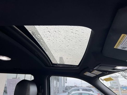 Used 2014 Ford F150 FX4 w/ Equipment Group 402A Luxury image 13