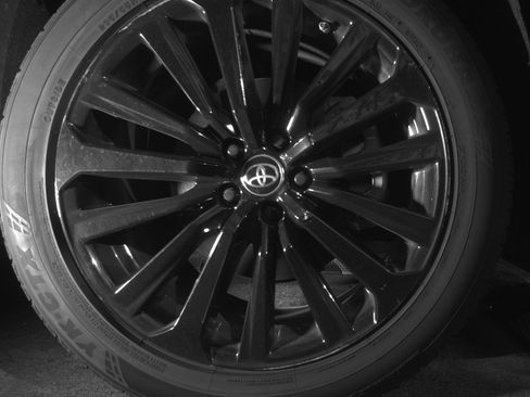 Used 2025 Toyota Highlander XSE image 13