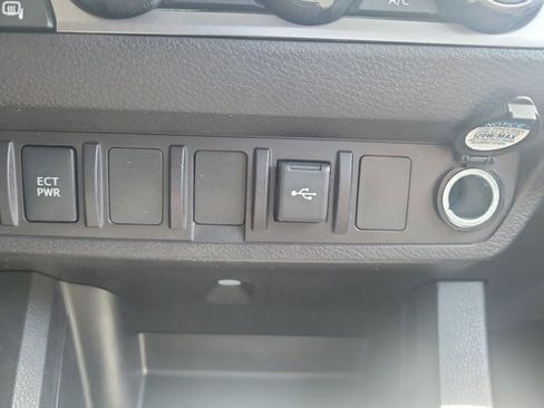 Used 2023 Toyota Tacoma SR AWD/4WD image 28