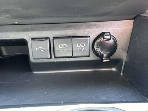 Used 2021 Toyota Highlander XSE AWD/4WD image 27
