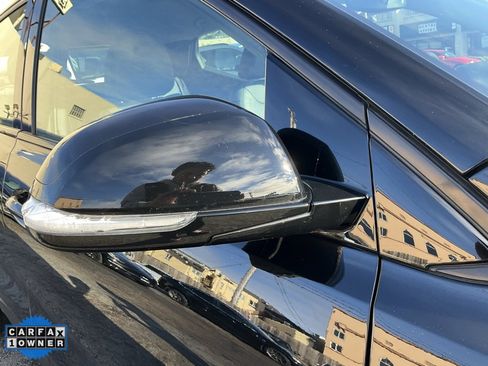 Used 2022 Chevrolet Bolt EUV LT w/ Convenience Package image 72