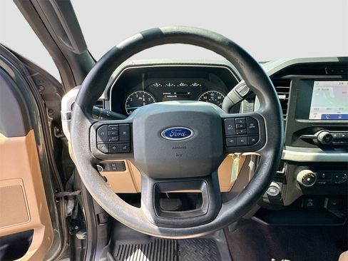 Used 2021 Ford F150 XLT image 11