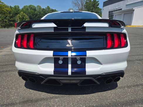 Used 2021 Ford Mustang Shelby GT500 w/ Technology Package RWD image 6