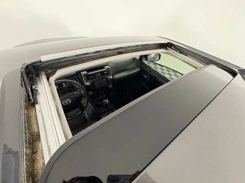 Used 2019 Toyota 4Runner Limited AWD/4WD image 29