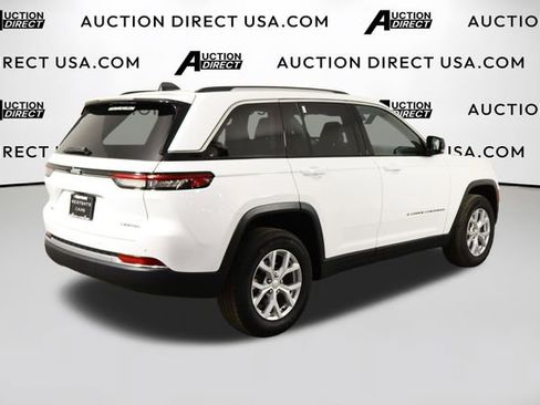 Used 2023 Jeep Grand Cherokee Limited AWD/4WD image 53