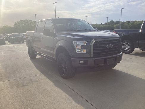 Used 2016 Ford F150 XLT w/ Equipment Group 302A Luxury AWD/4WD image 2