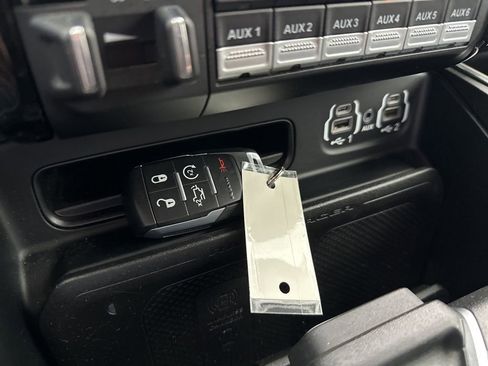 Used 2023 RAM 3500 Laramie image 19