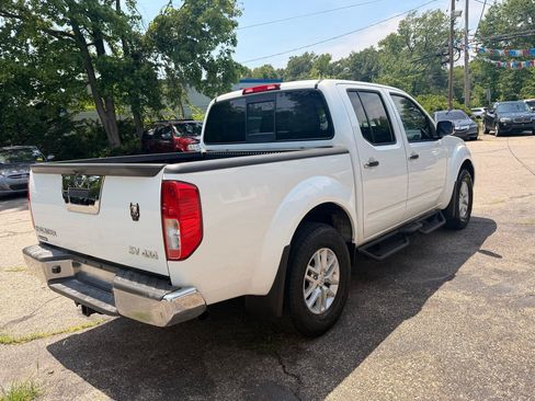 Used 2016 Nissan Frontier SV AWD/4WD image 8