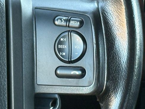 Used 2015 Ford F350 Lariat w/ Lariat Chrome Package image 27