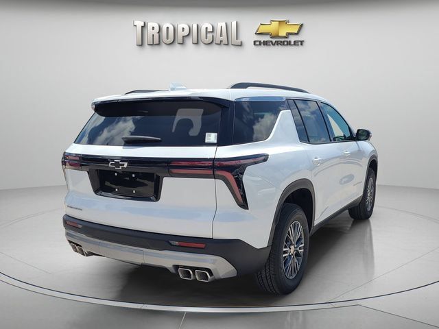 New 2026 Chevrolet Traverse LT FWD image 3
