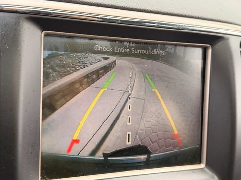 Used 2015 Jeep Grand Cherokee Limited RWD image 8