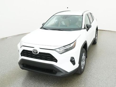 New 2025 Toyota RAV4 LE image 5