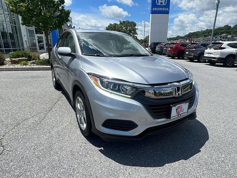 Used 2020 Honda HR-V LX image 2