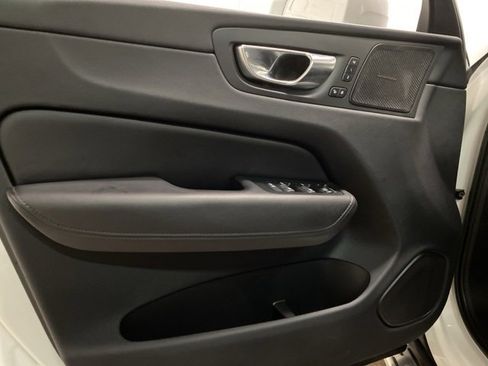 Used 2023 Volvo XC60 B5 Plus w/ Protection Package Premier image 31