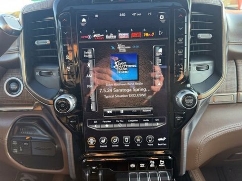 Used 2019 RAM 2500 Limited image 32