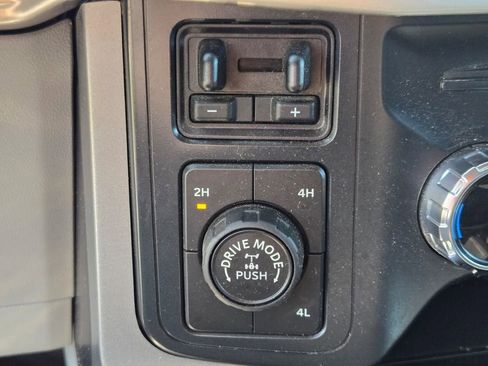 Used 2022 Ford F150 XLT w/ Equipment Group 302A High image 28