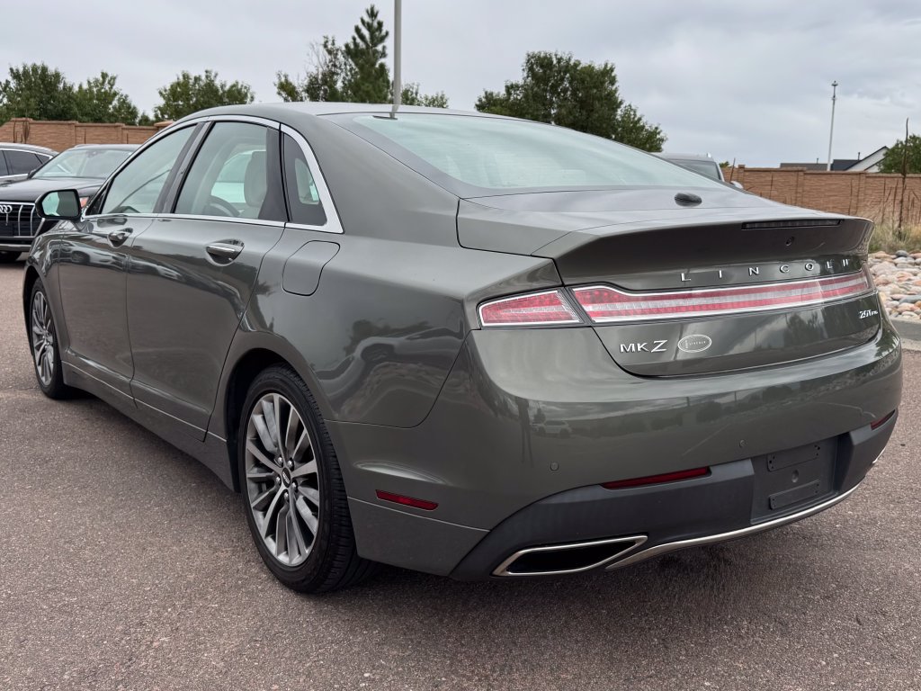 Used 2017 Lincoln MKZ Select w/ Select Plus Package AWD/4WD image 4