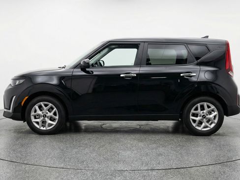 Used 2025 Kia Soul LX w/ LX Technology Package image 5